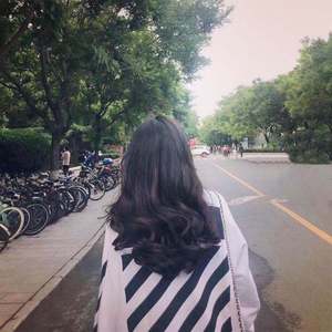 求你了大鸡吧快点操我的骚逼
